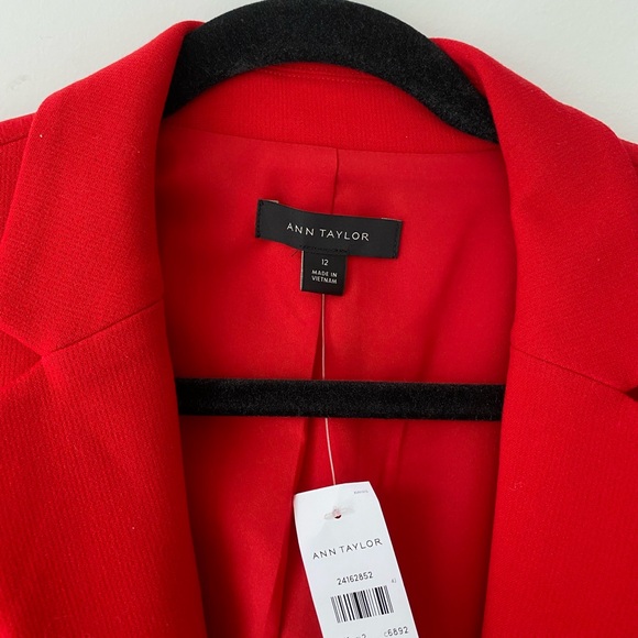 Ann Taylor Red Cropped Blazer - Picture 3 of 7